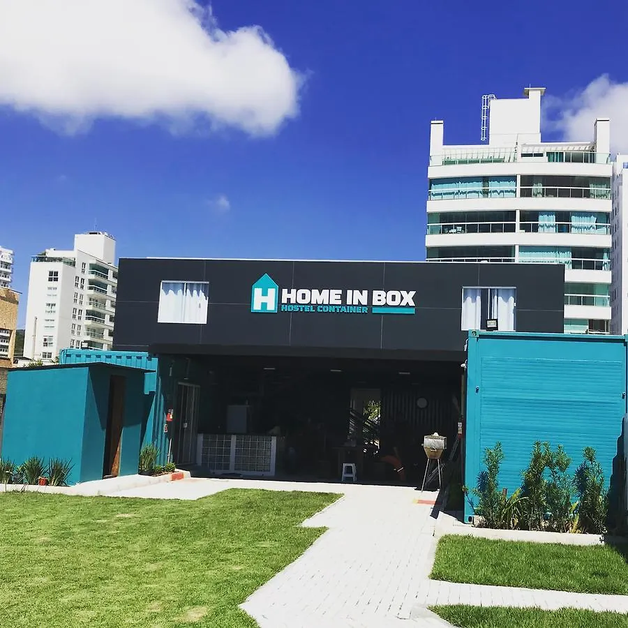 Inn Home In Box Hostel Itajaí