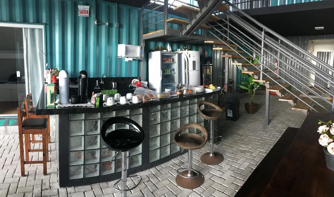Inn Home In Box Hostel Itajaí